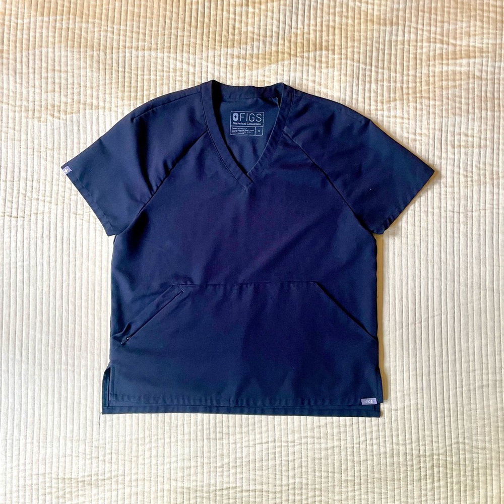 Figs Women’s Black V-Neck Scrub Top